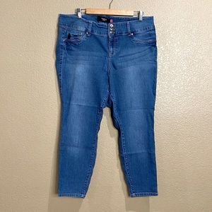 Torrid Medium Blue Jegging